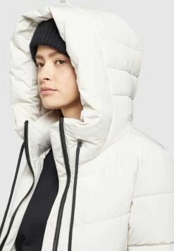 Khujo Klayd - Winterjas - Weiß -Khujo Winkel 0b93a41cd65d45f09fee28303df2aadb