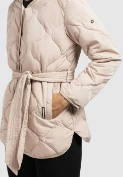 Khujo Yuna - Jas - War Pin -Khujo Winkel 198241fac9d74509a51c0d418a9c5bc2