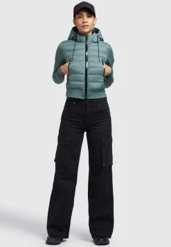 Khujo Winkel -Khujo Winkel 400c9970e5dd429cb12f66a900fb8e13