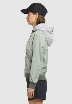 Khujo Persee - Lichte Jas - Blassgrün -Khujo Winkel 9160ef894b0d41e39540ed3c5d336424