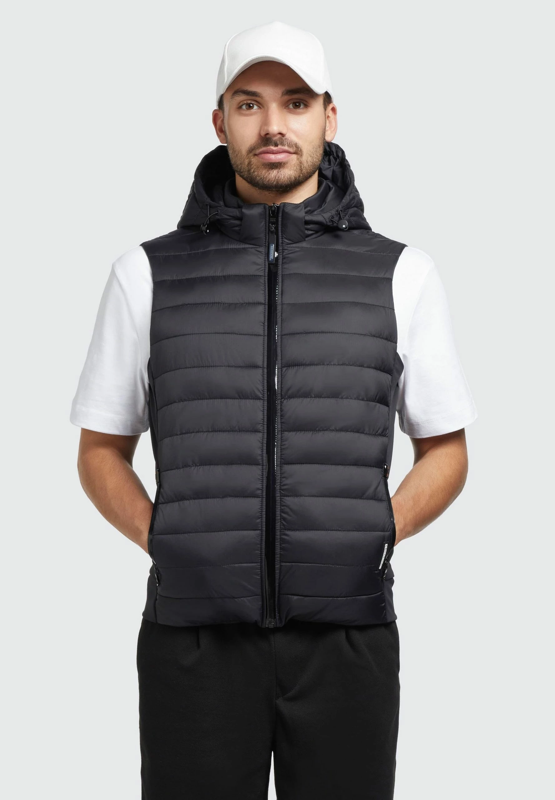 Khujo Wemo Matt - Bodywarmer - Schwarz 2 Khujo Wemo Matt - Bodywarmer - Schwarz